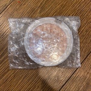 OFRA Highlighter in SoHo